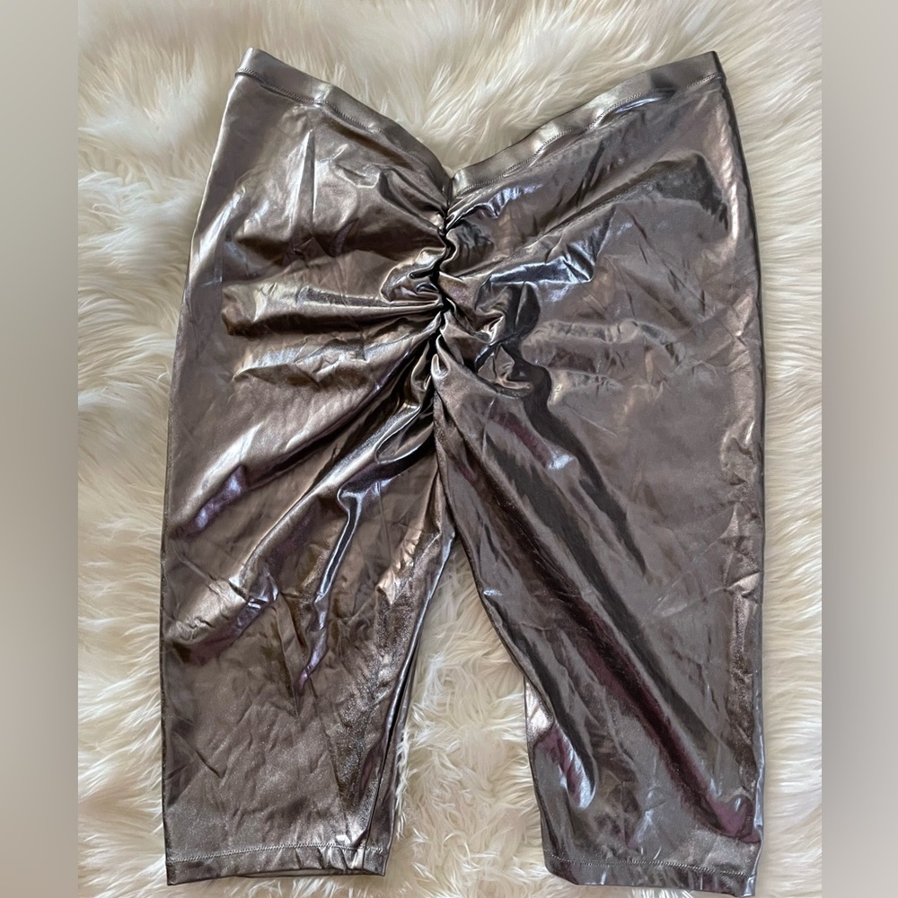 Skims Metallic Swim V Waist Pant NWT Color CARBON Size 4X BO-PNT-2806